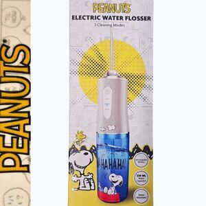 Peanuts Snoopy Electric Water Flosser